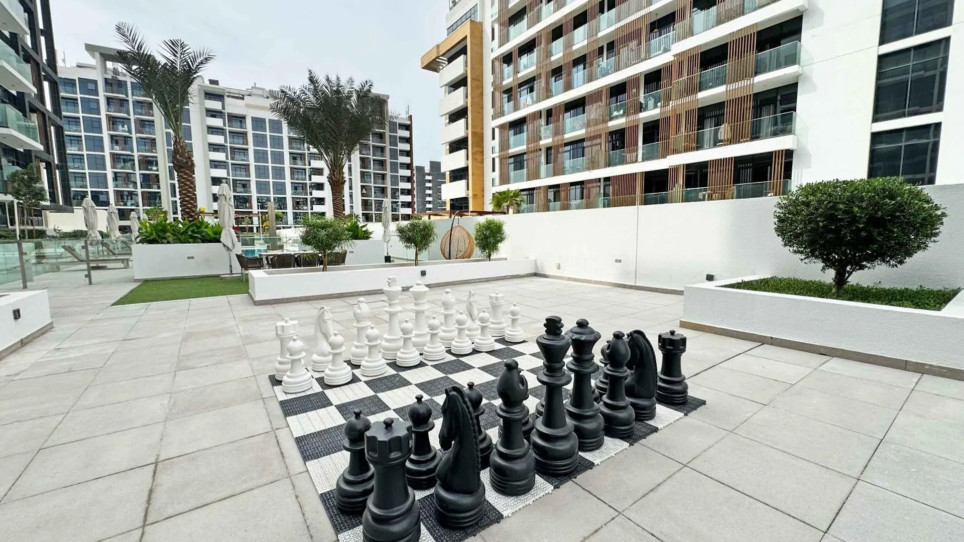 Apartment Perfect 1-Bedroom For Your Next Staycation, Sleeps 4 Dubai