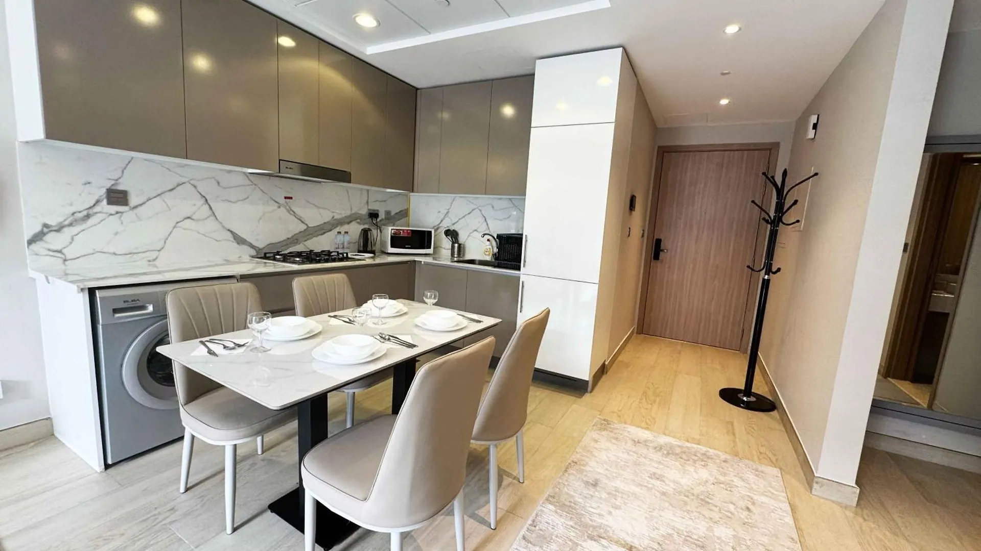 Perfect 1-Bedroom For Your Next Staycation, Sleeps 4 دبي 0*,  الإمارات العربية المتحدة